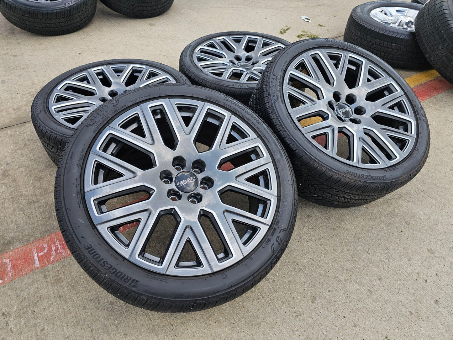24" GMC Yukon Sierra DENALI OEM wheels rims tires 2022 2023 2024 2025 2026 NEW