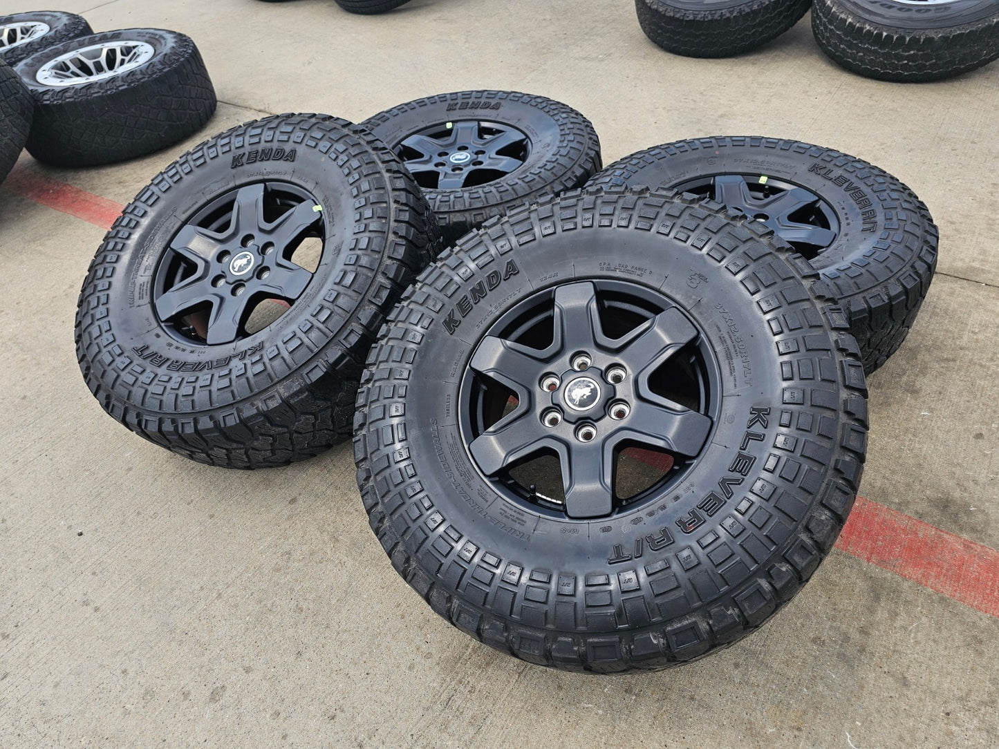 (4) 17" Ford Bronco wheels rims 95292 10383 SASQUATCH Ranger KENDA 37"