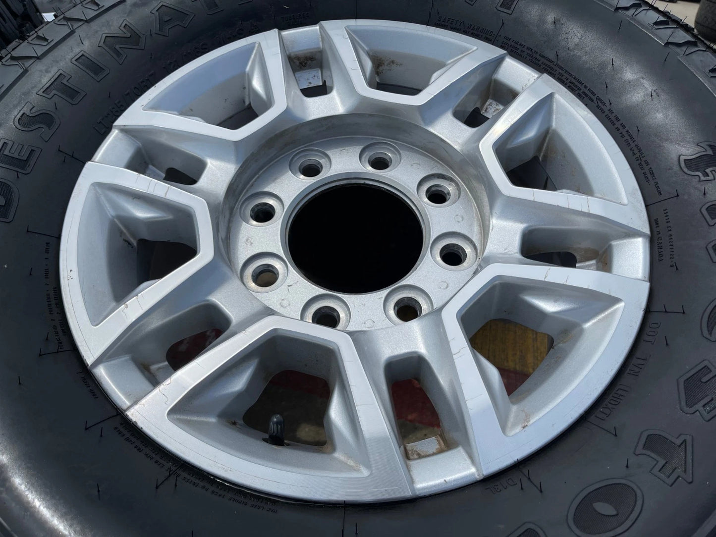 17" Chevy Silverado GMC Sierra 2500 OEM 5948 wheels rims FIRESTONE X/T 33"