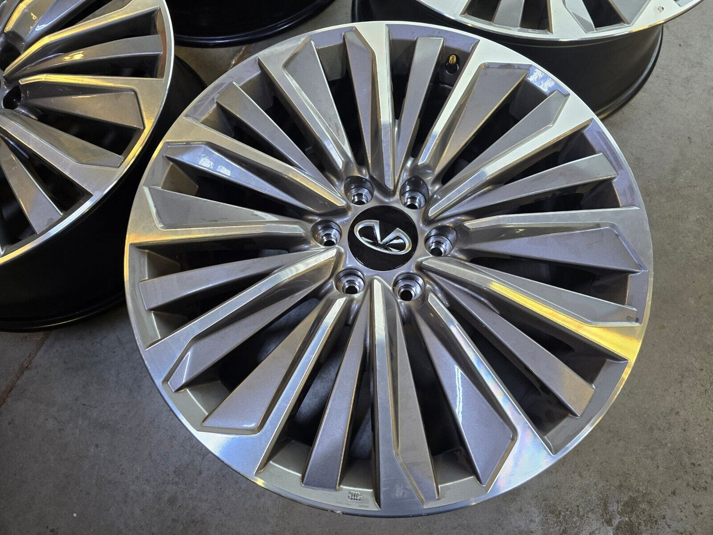 22" Infiniti QX80 QX56 Nissan Titan Armada OEM wheels rims 2024 2025 NEW