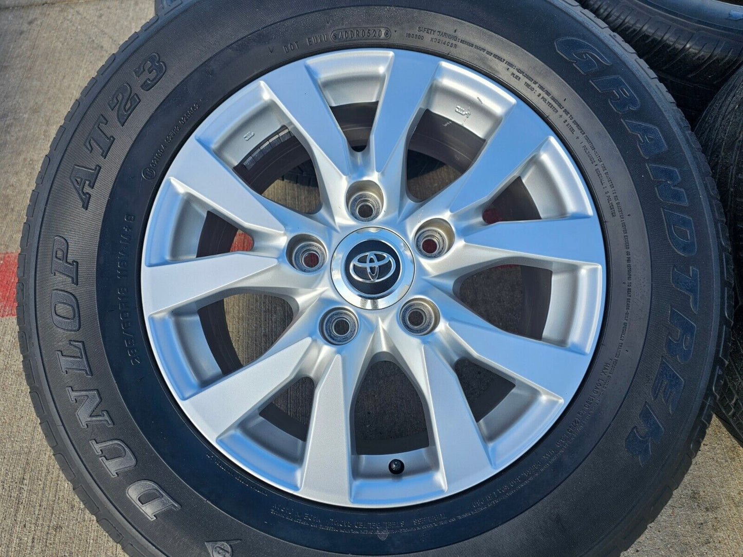 18" Toyota Land Cruiser OEM 75195 LX570 Sequoia Tundra wheels rims 5x150