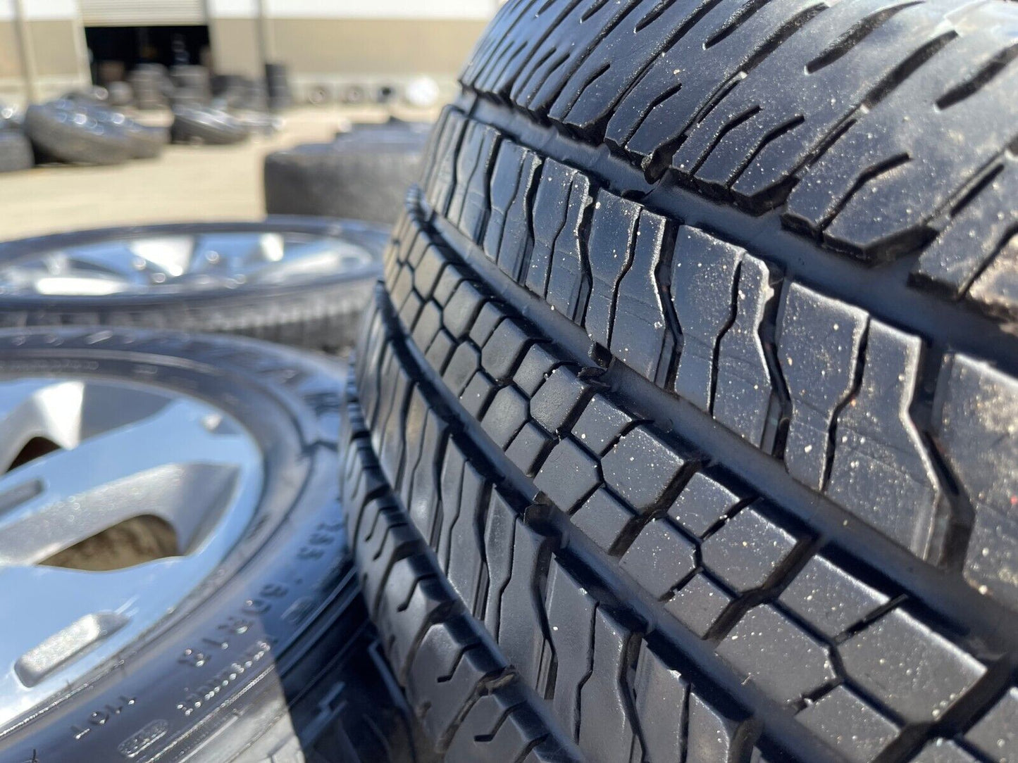 18" Ford F-150 Expedition OEM 3832 rims wheels tires GOODYEAR