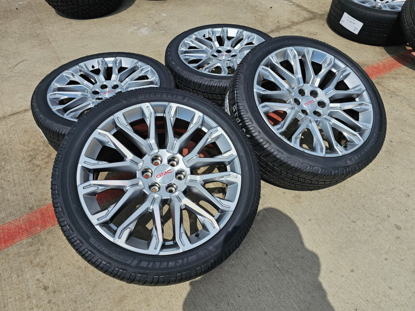 24" GMC Yukon Sierra DENALI OEM wheels rims tires 2024 2025 2026 NEW MICHELIN