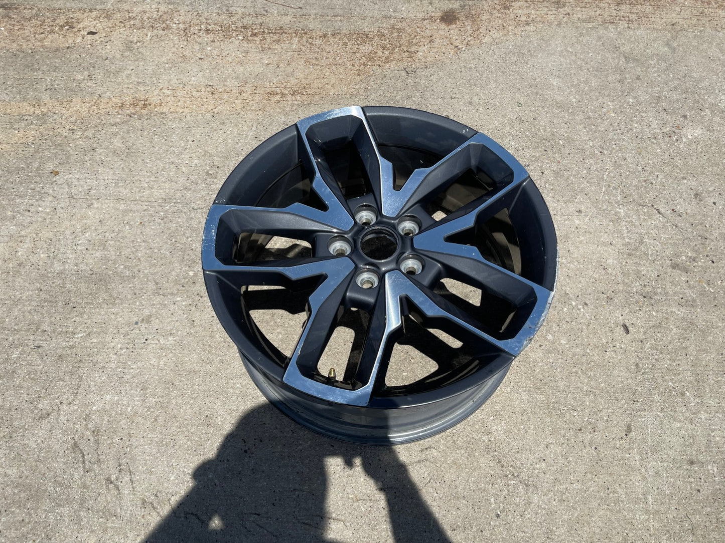 (1) 20" Jeep Wrangler Rubicon 4XE OEM 04755613AA wheel rim Gladiator 2024 2025