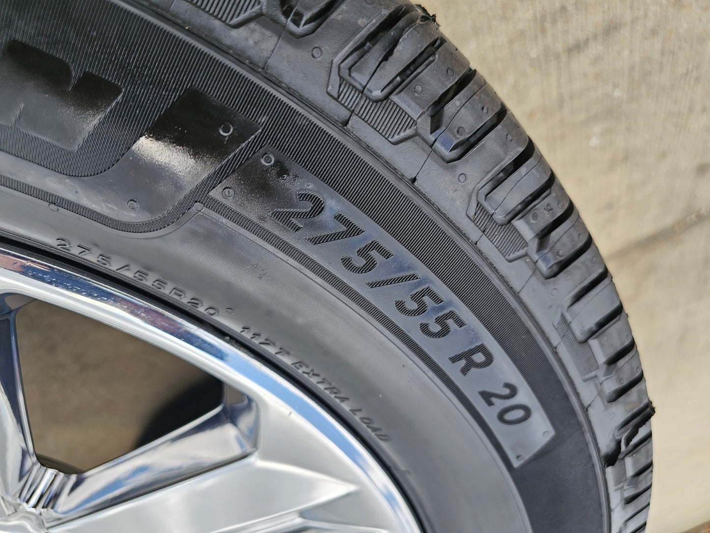 20" Ford F-150 Expedition OEM Lariat rims wheels 10171 tires CHROME MICHELIN