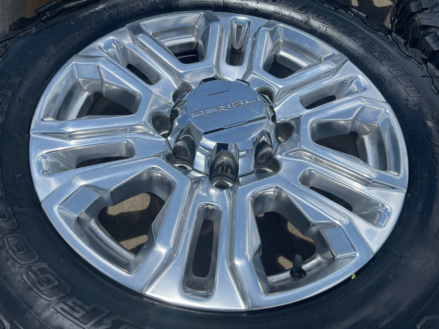 20" GMC Sierra Denali 2500 3500 OEM 5957 wheels rims 2024 2025 NEW BFG KO2