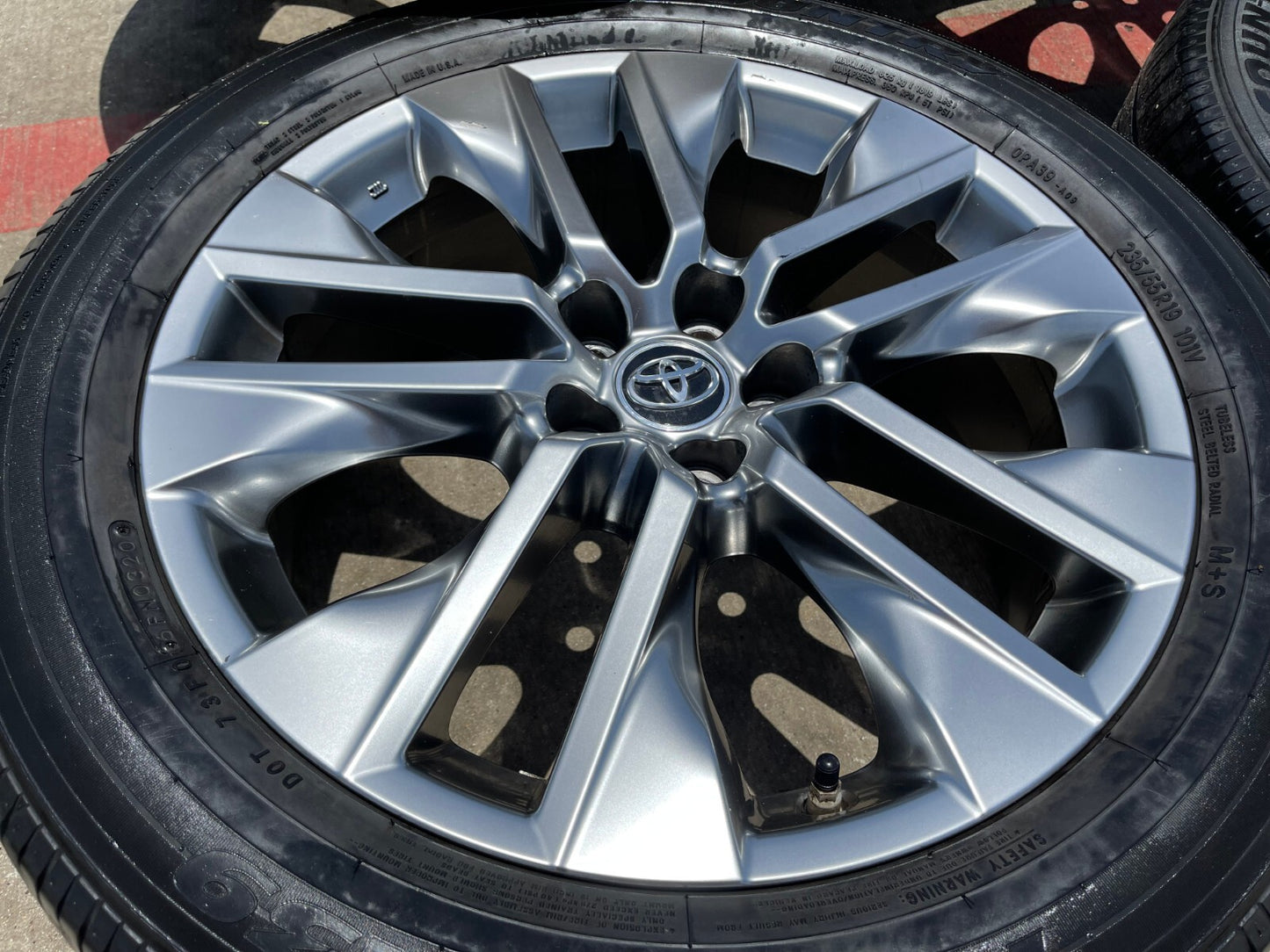 19" Toyota Rav4 Premium OEM 75244 wheels rims Highlander