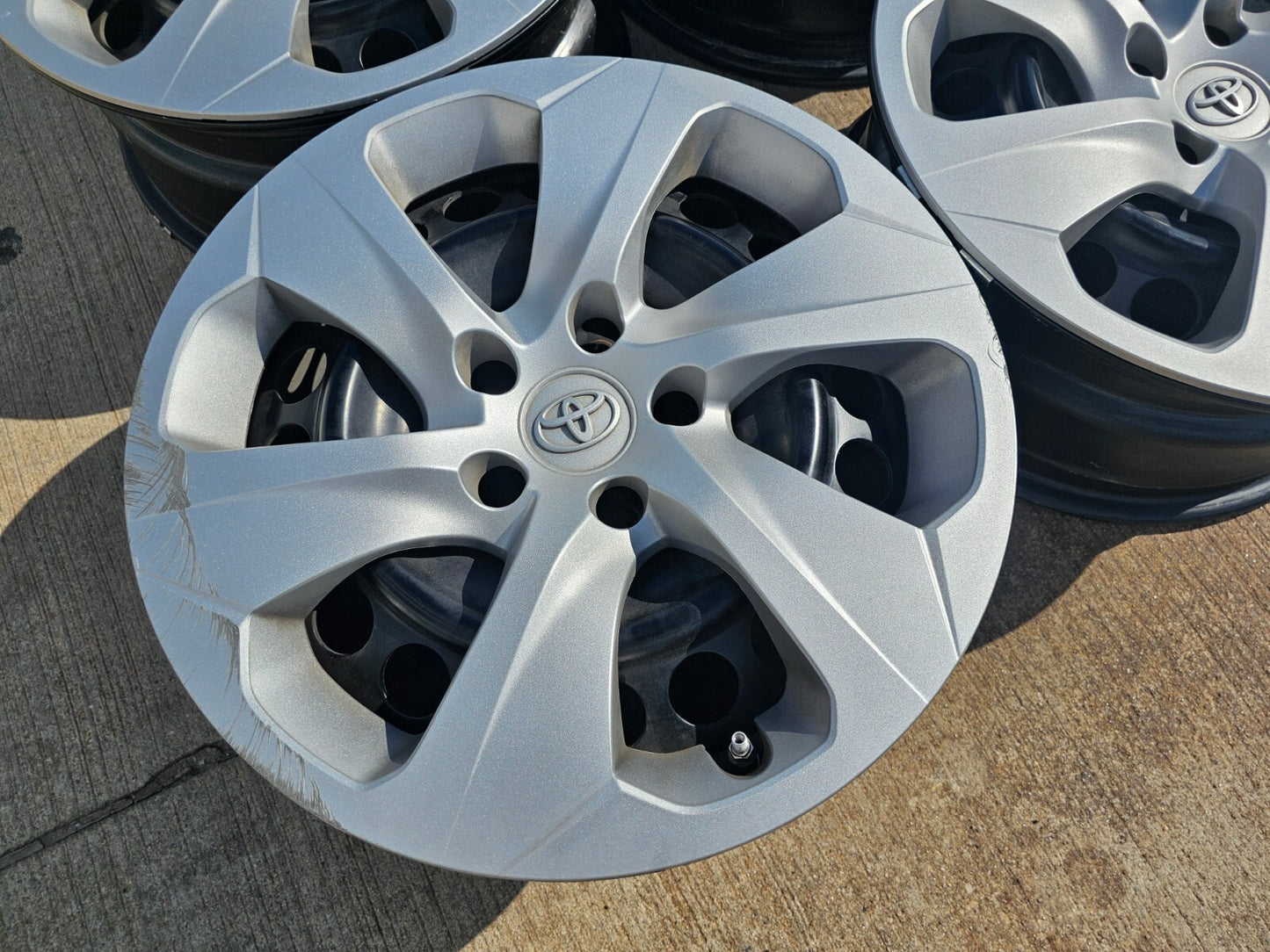 17" Toyota RAV4 OEM wheels rims 75241 Sienna CH-R 2019 2020 2021 2022 2023 2024