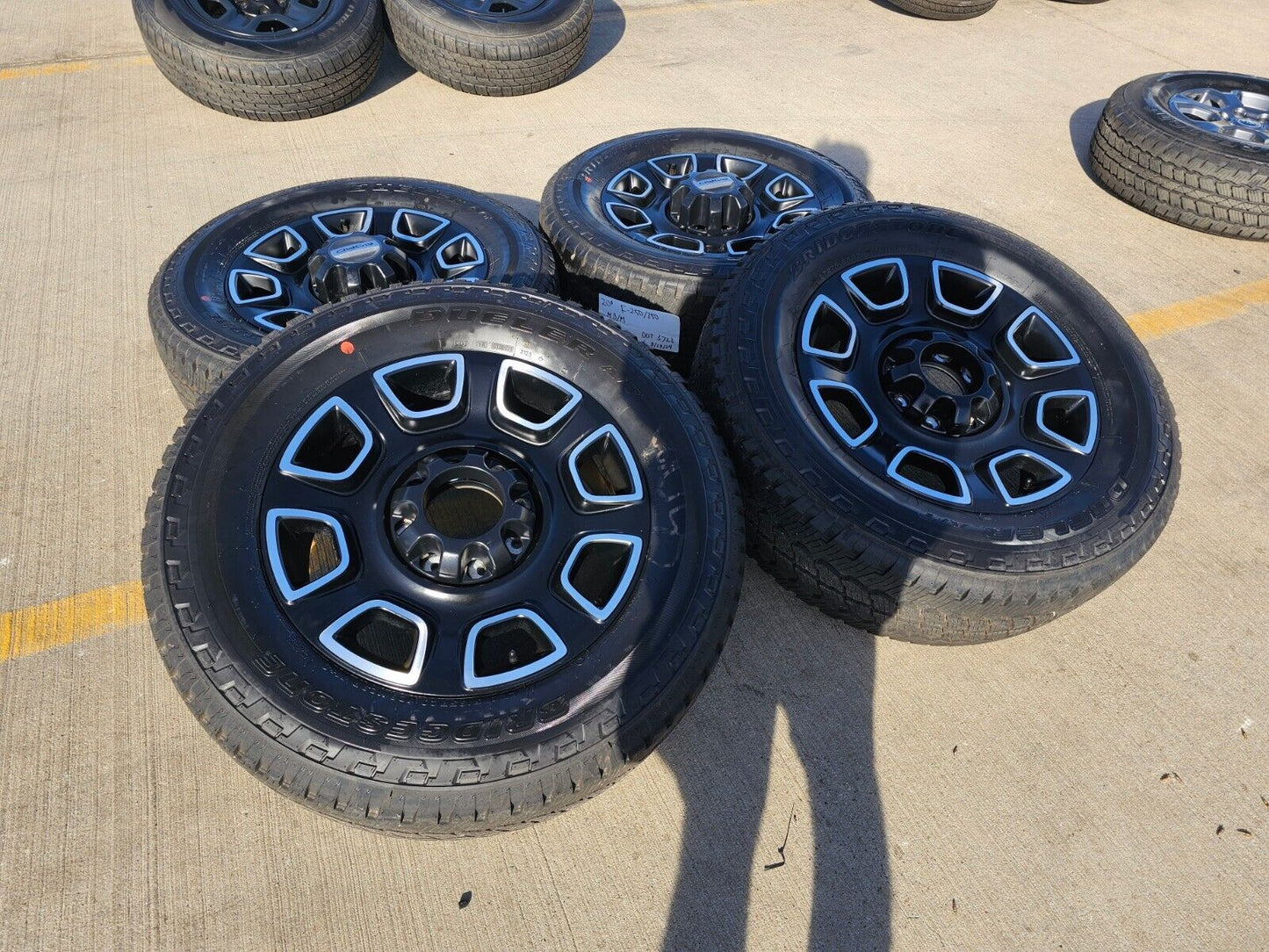 20" Ford F-250 F-350 OEM Lariat Platinum wheels rims 10486 tires 2024 2025 NEW