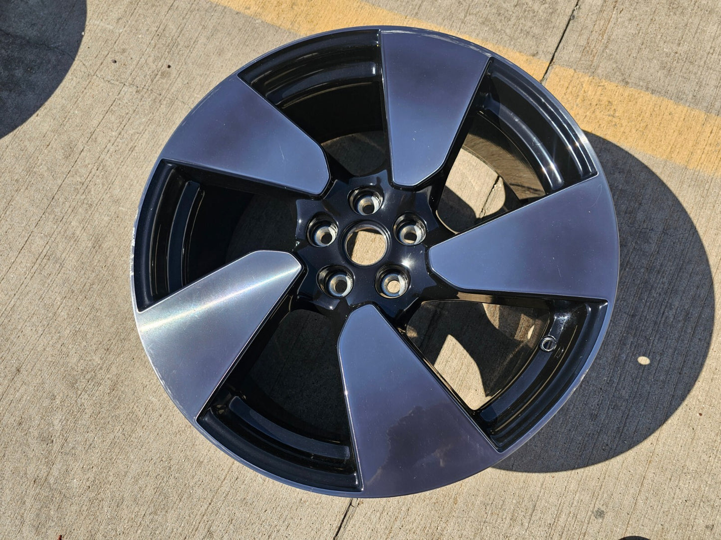 21" 21x8.5 Lucid Air OEM Grand Touring black wheel rim FRONT 2023 2024 2025