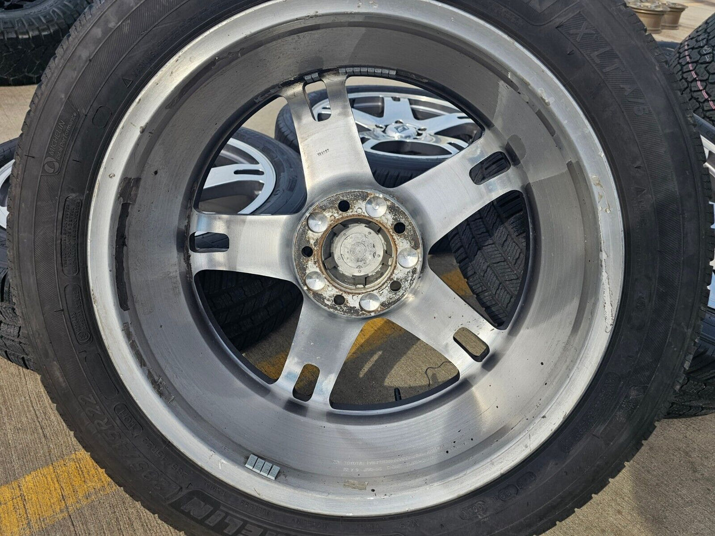 22" Toyota Tundra Sequoia Lexus LX570 F Sport OEM wheels rims 69586 74250