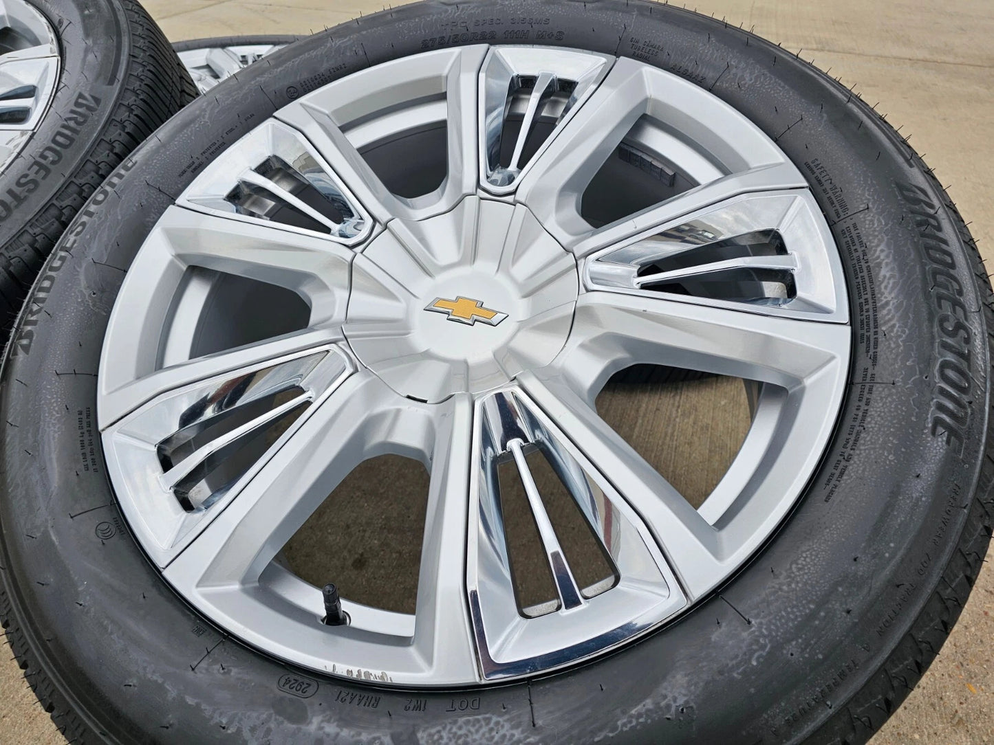 22" Chevy Tahoe RST OEM wheels rims 96951 Silverado Suburban 2023 2024 2025 NEW