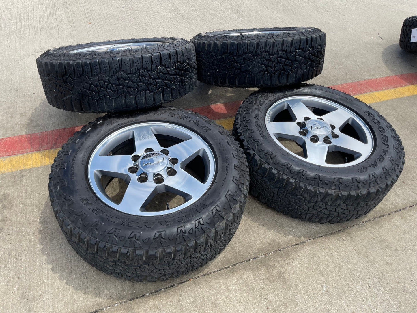20" Chevy Silverado GMC Sierra 2500 3500 OEM 5503 rims wheels 8x180