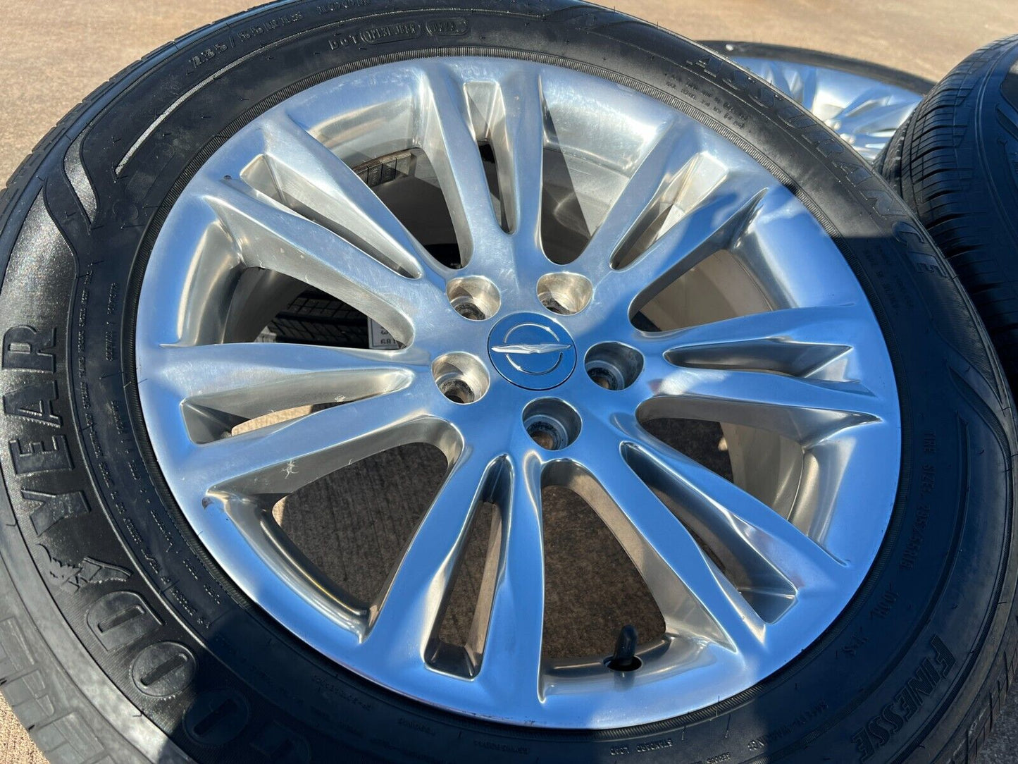 18" Chrysler 300 Dodge Charger Challenger OEM 2536 wheels rims tires NEW