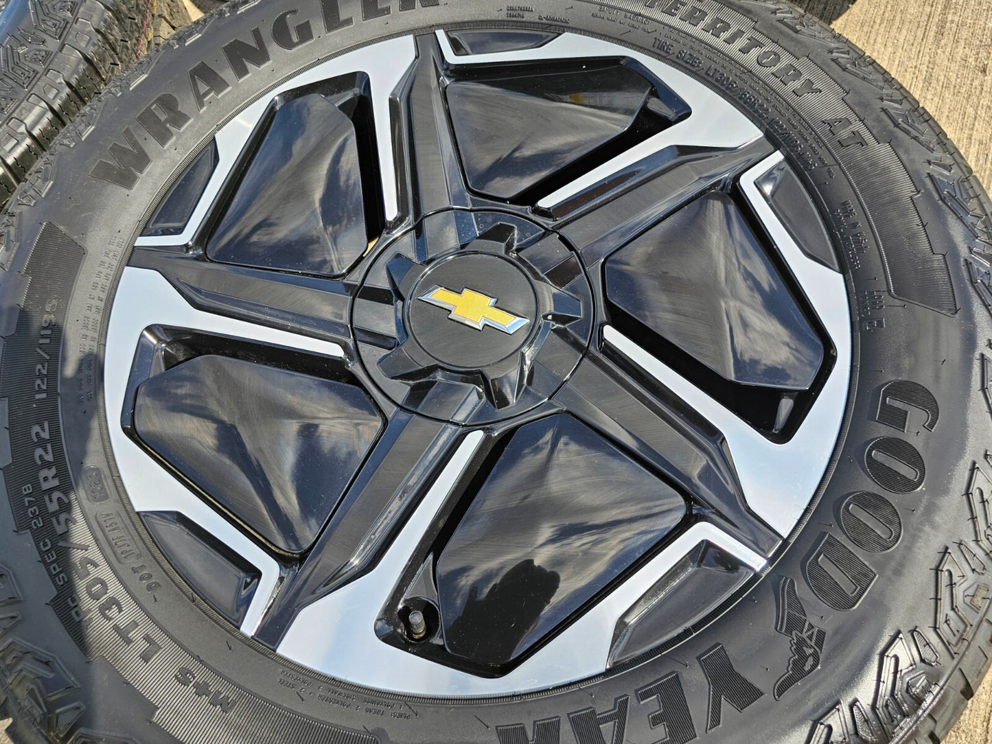 22" Chevy Silverado EV OEM wheels rims Sierra Hummer 2500 HEV 2024 2025 NEW