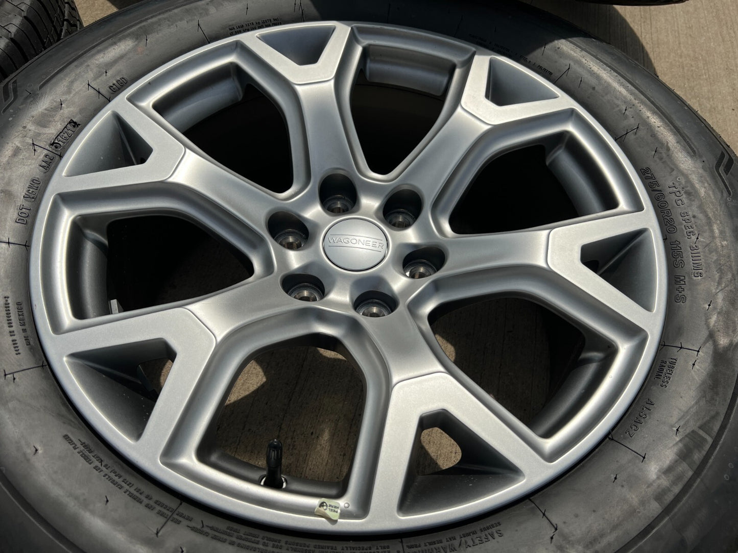 20" Dodge Ram 1500 OEM LIMITED wheels rims tires Jeep Grand Wagoneer BRIDGESTONE