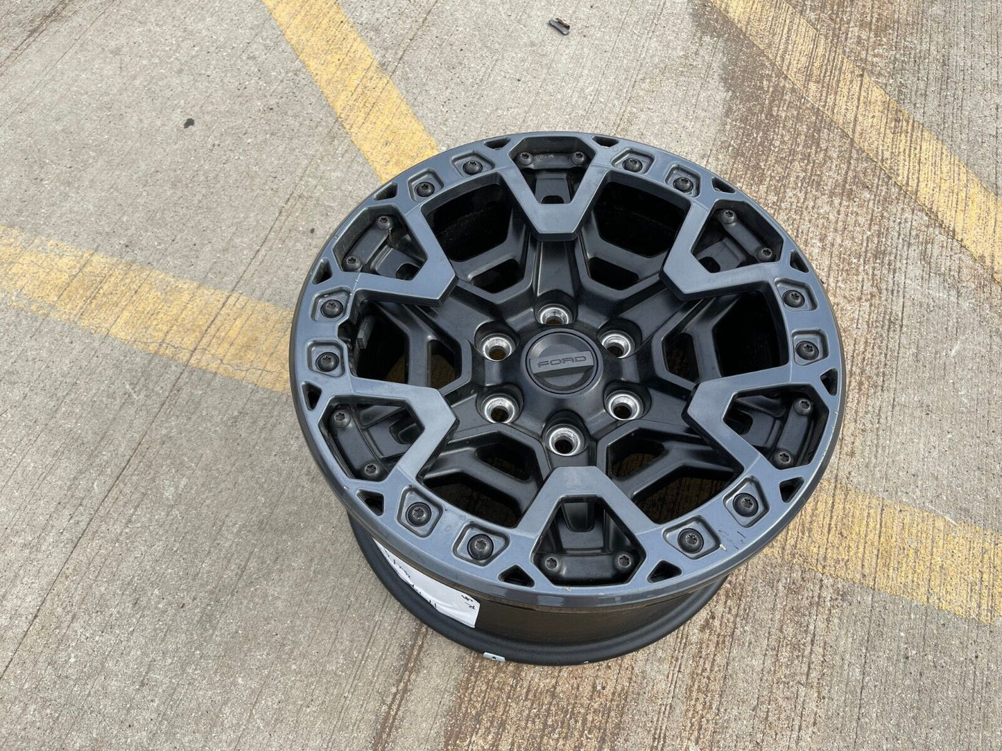 17" Ford F-150 Raptor R OEM BEADLOCK rim wheel spare 2023 2024 2025