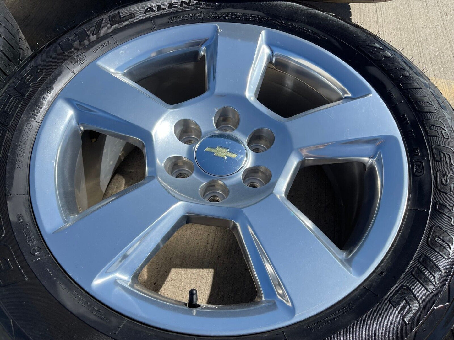 20" Chevy Silverado Tahoe OEM 5652 wheels rims tires BRIDGESTONE
