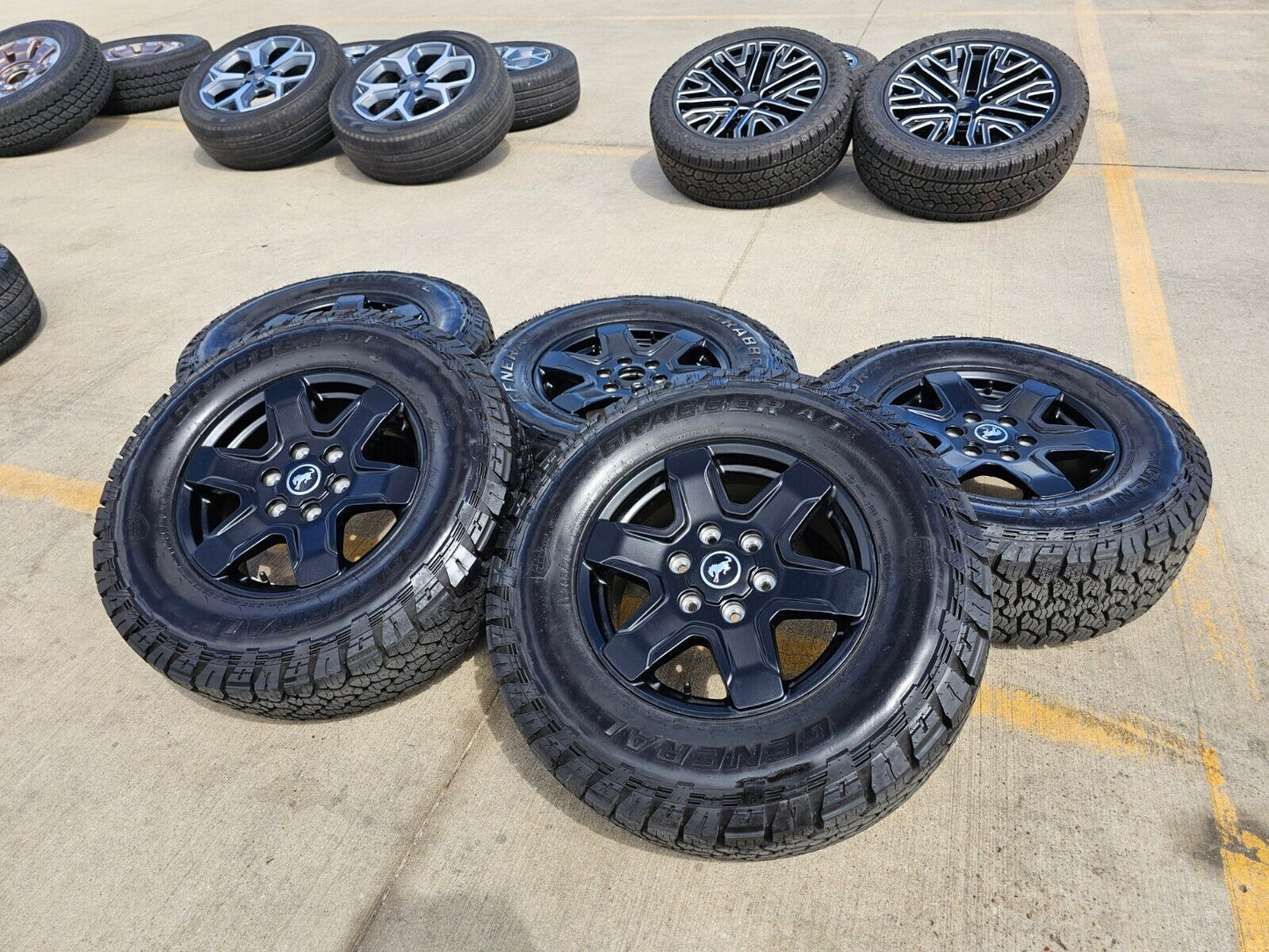 17" Ford Bronco wheels rims 95292 10383 SASQUATCH Ranger 2023 2024 2025 NEW