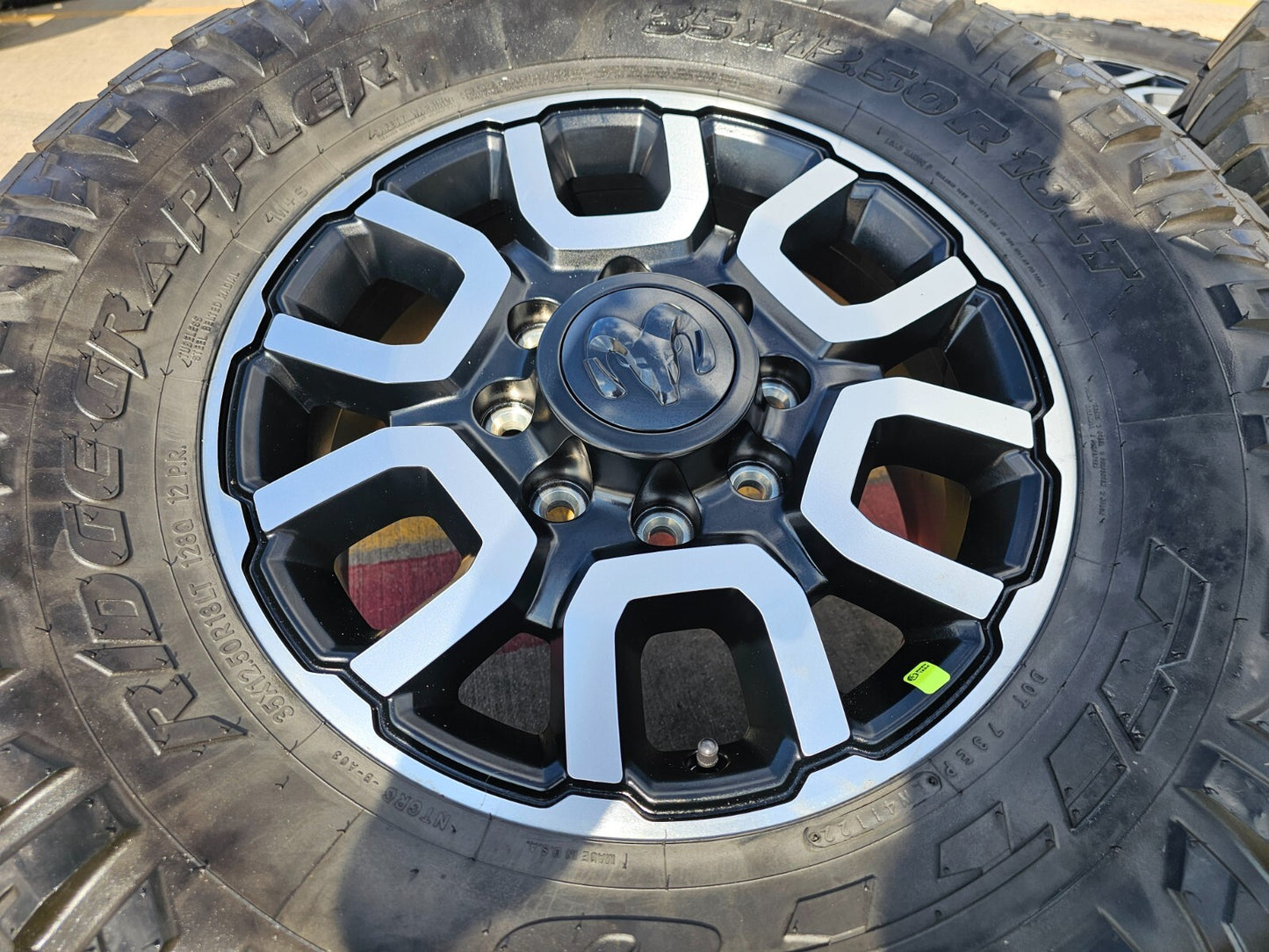 18" Ram 2500 3500 LARAMIE OEM wheels rims 2694 tires 35" NITTO