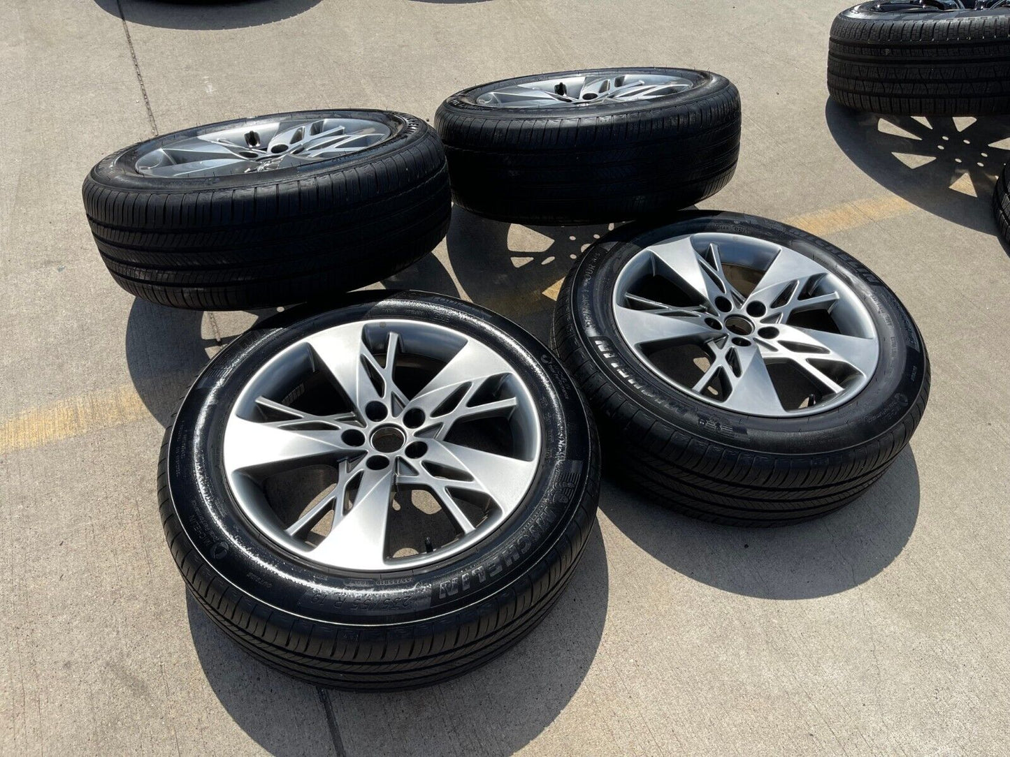 19" Hyundai Genesis GV70 GV80 GV90 OEM 71039 wheels rims 2022 2023 2024 2025