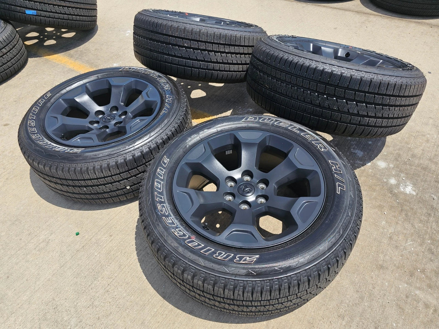 20" Dodge Ram 1500 OEM Laramie Black 2680 wheels rims tires 2024 2025 2026 NEW