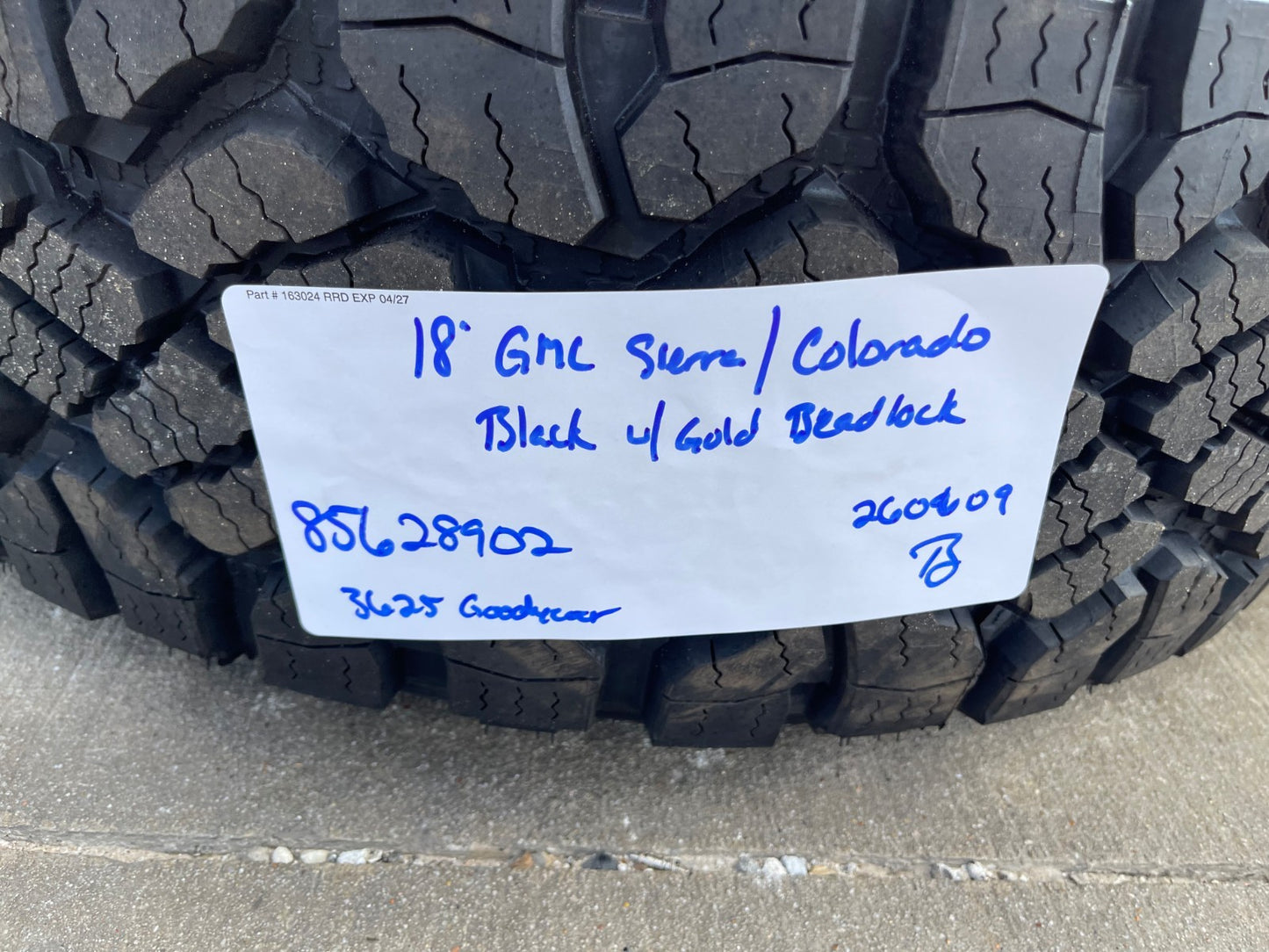 NEW 18" GMC Sierra Chevy Silverado OEM Beadlock wheels rims Canyon Colorado