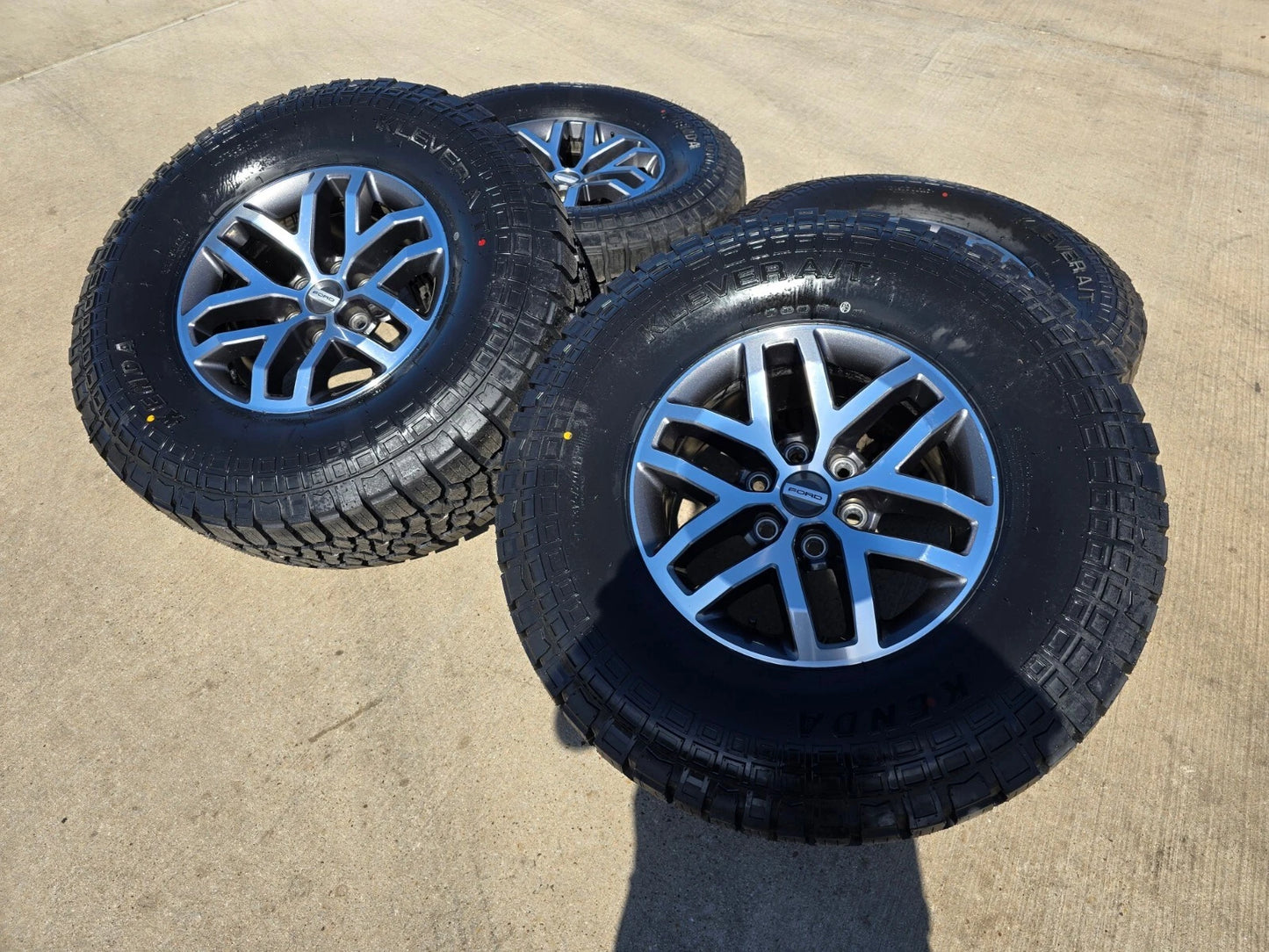 17" Ford F-150 Raptor OEM 10115 rims wheels 35" tires NEW