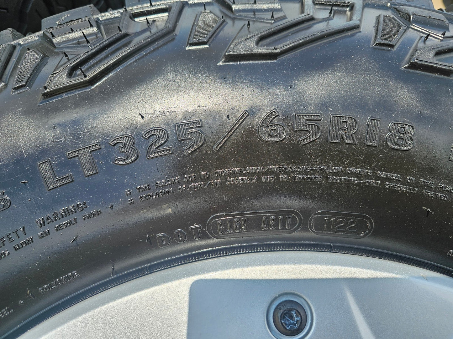 18" Dodge Ram 1500 RHO TRX Beadlock OEM wheel rim 2735 tires 2023 2024 2025 2026