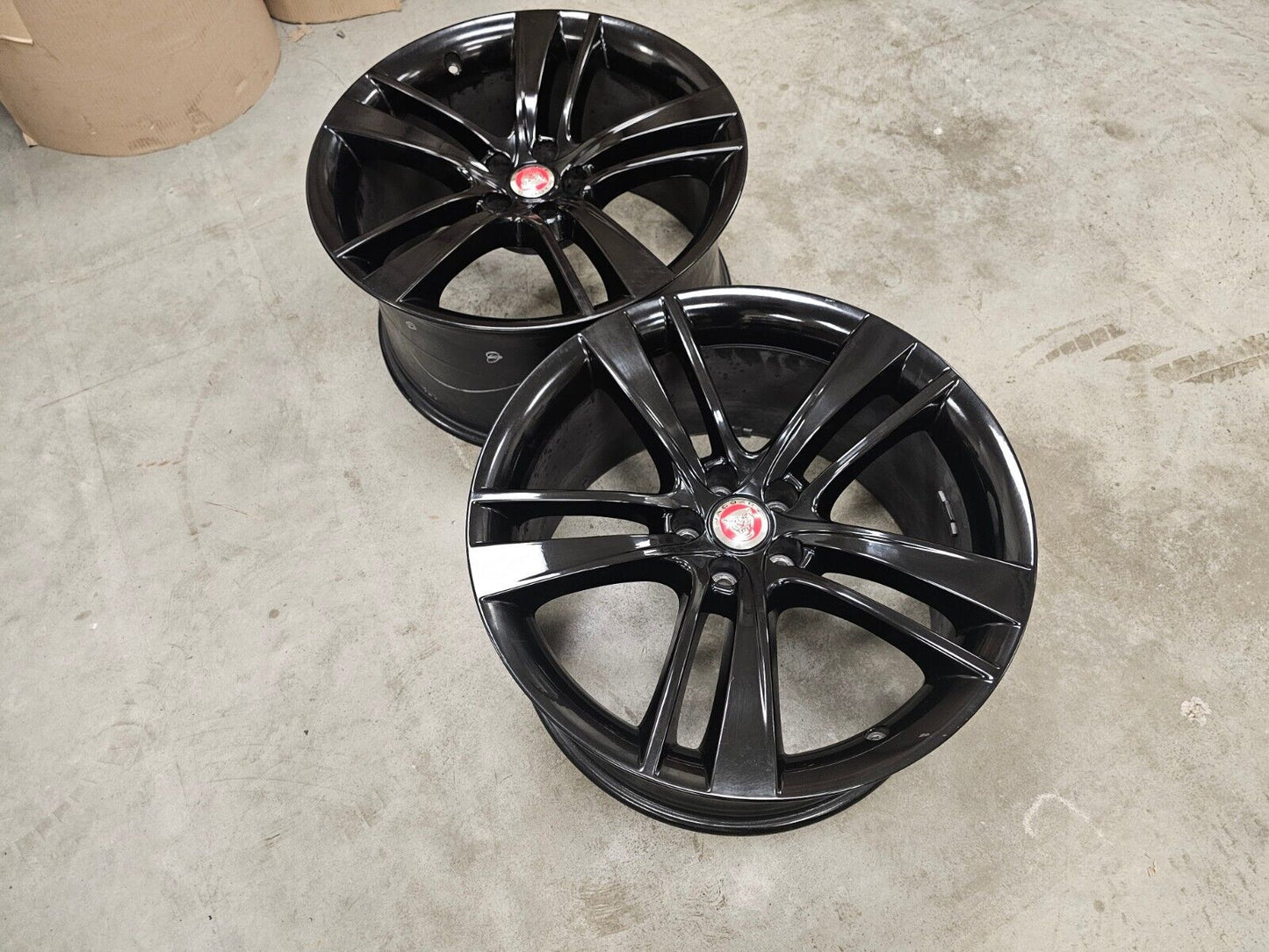 20x10.5 Jaguar F-Type Cyclone OEM wheel rim 59920 spare 2014 2015 2016 2017 2018