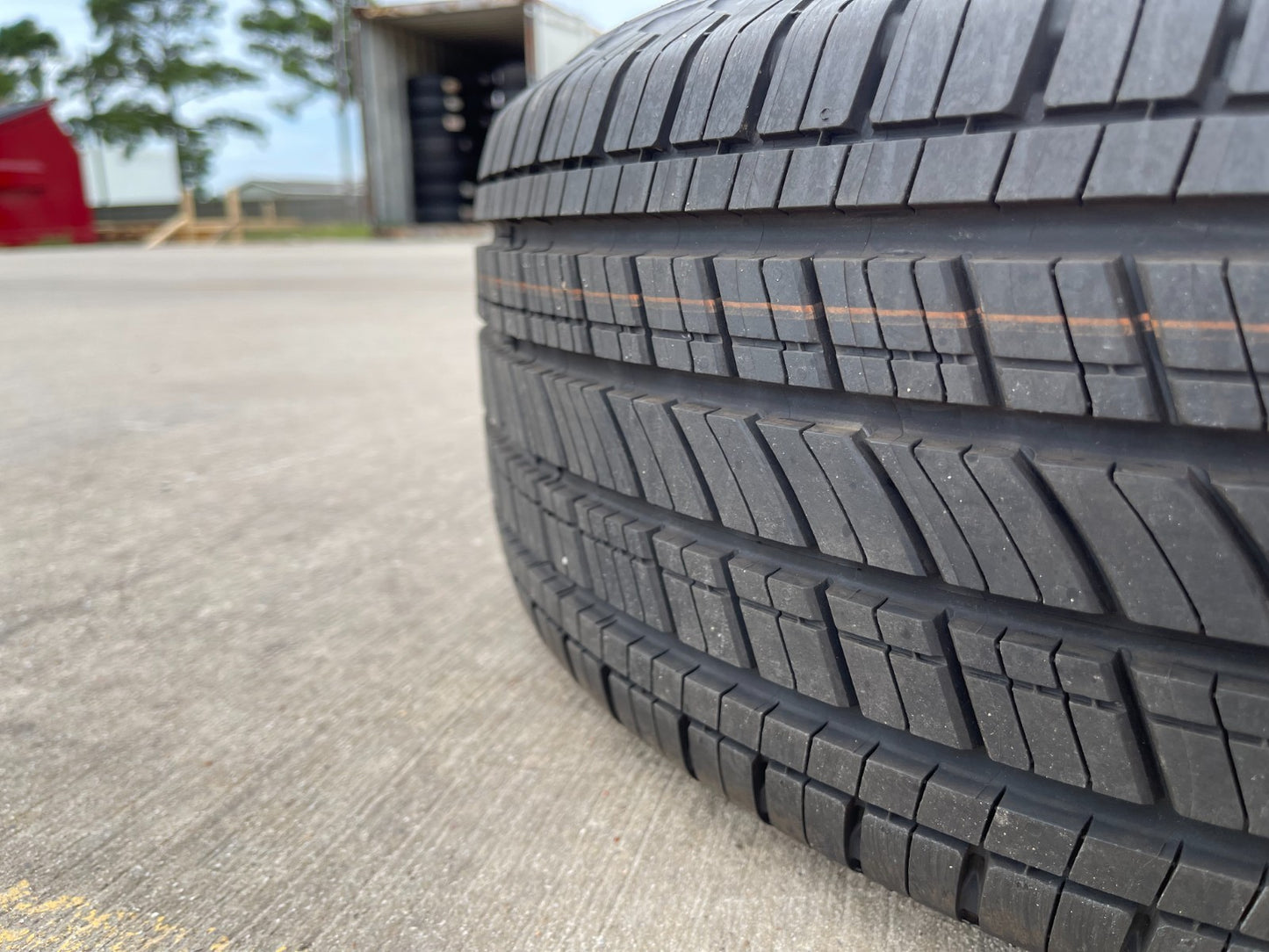 265/65/18 Michelin Primacy LTX tire F-150 Yukon Silverado 265/65r18 NEW TAKE OFF