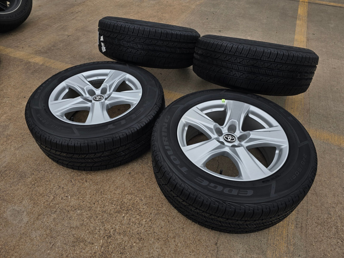 18" Toyota Highlander Rav4 XLE OEM 75263 wheels rims 2022 2023 2024 2025 NEW