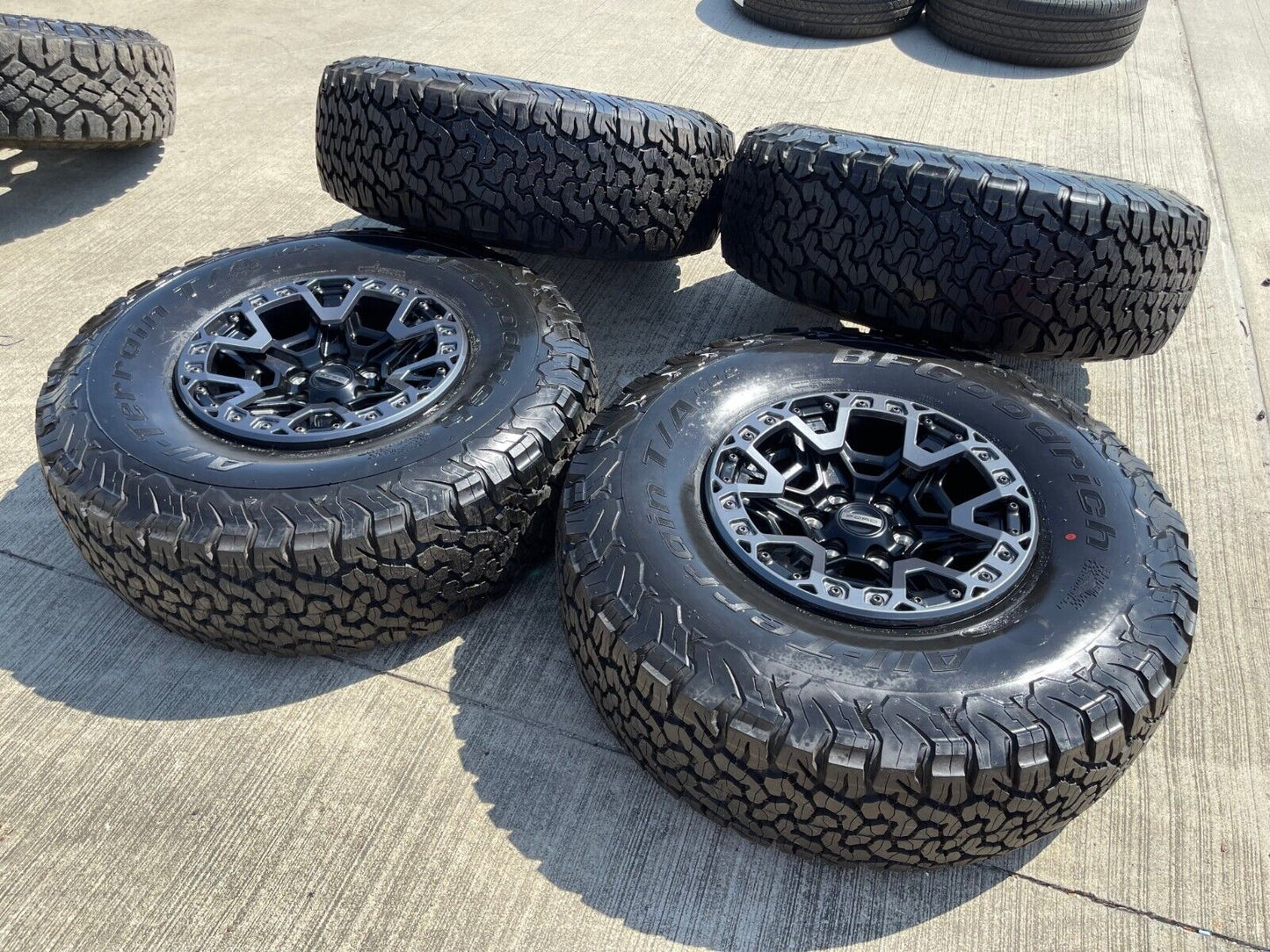 17" Ford F-150 Raptor R OEM BEADLOCK rims wheels 2024 2025 BFG NEW