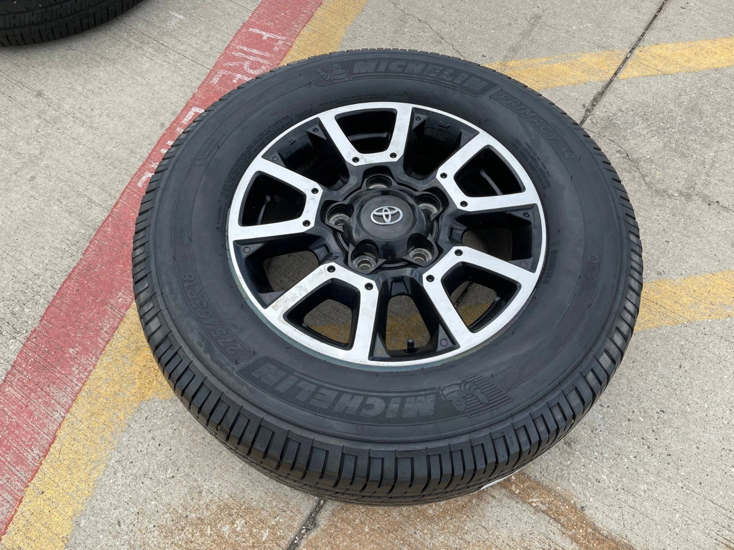 18" Toyota Tundra Sequoia TRD PRO black OEM wheel rim 5x150 tire spare 75157