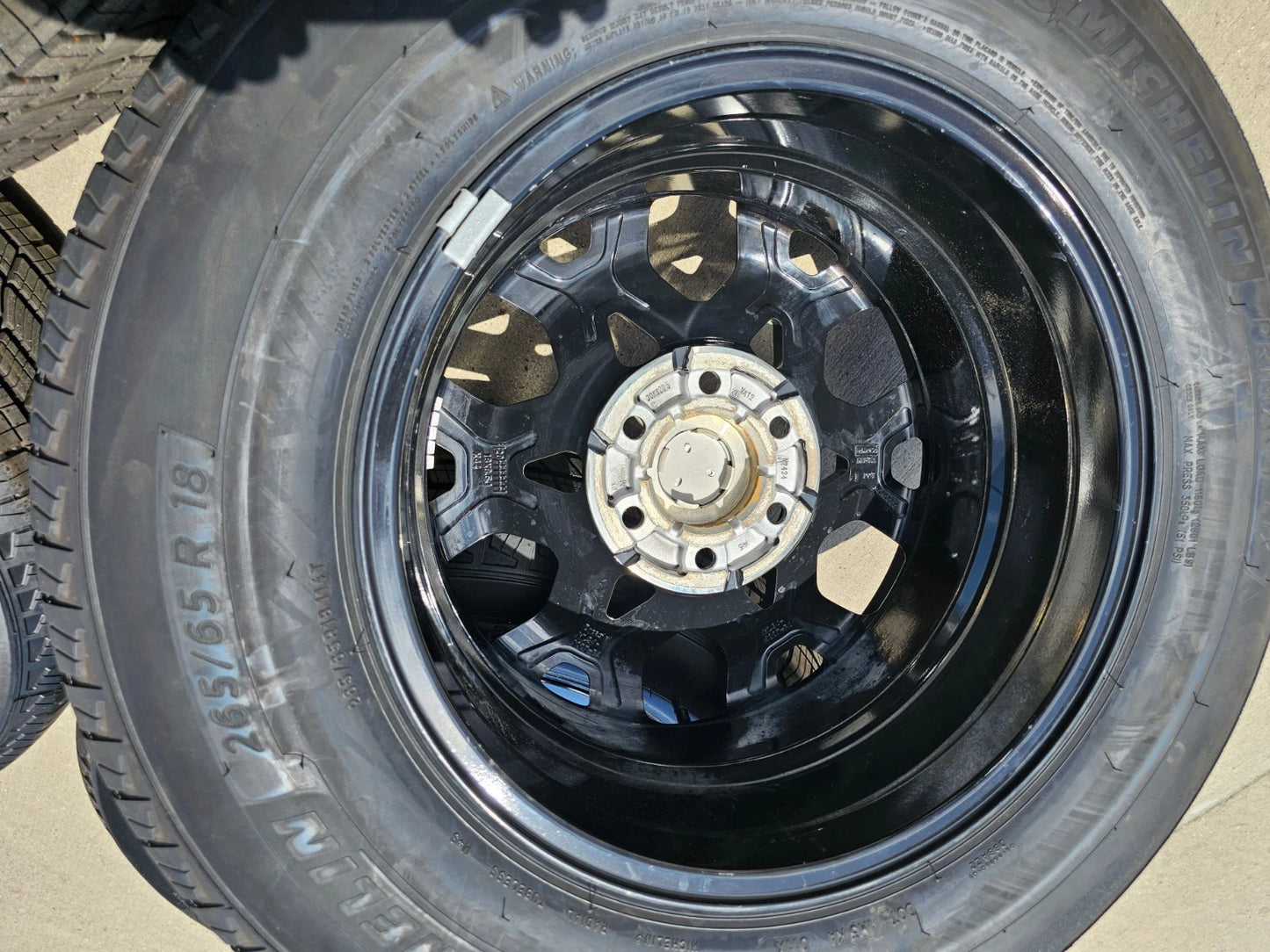 18" Ford F-150 OEM rims wheels 95049 10340 Expedition 2025 2026 NEW MICHELIN