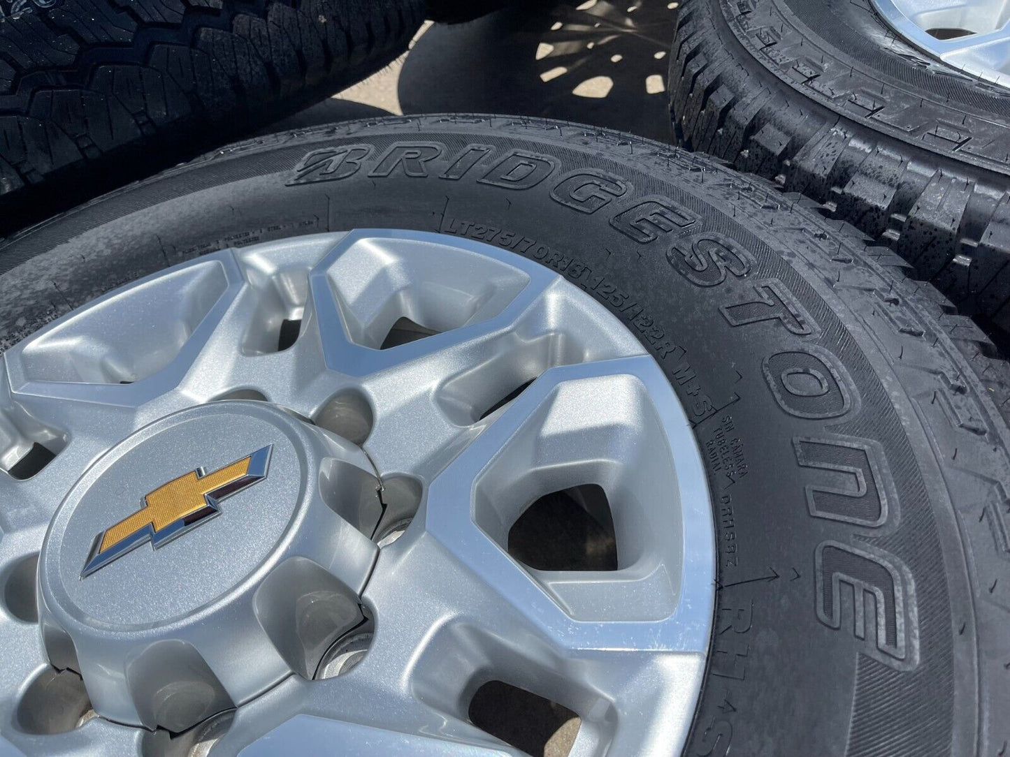 18" Chevy Silverado 2500 3500 OEM 5959 wheels rims tires 2022 2023 2024 2025 NEW