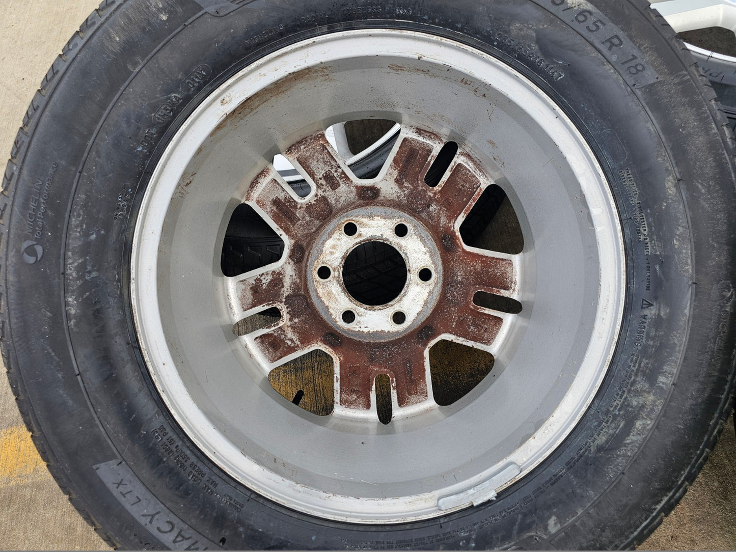 18" Ford F-150 Expedition OEM 3559 rims wheels tires NEW MICHELIN