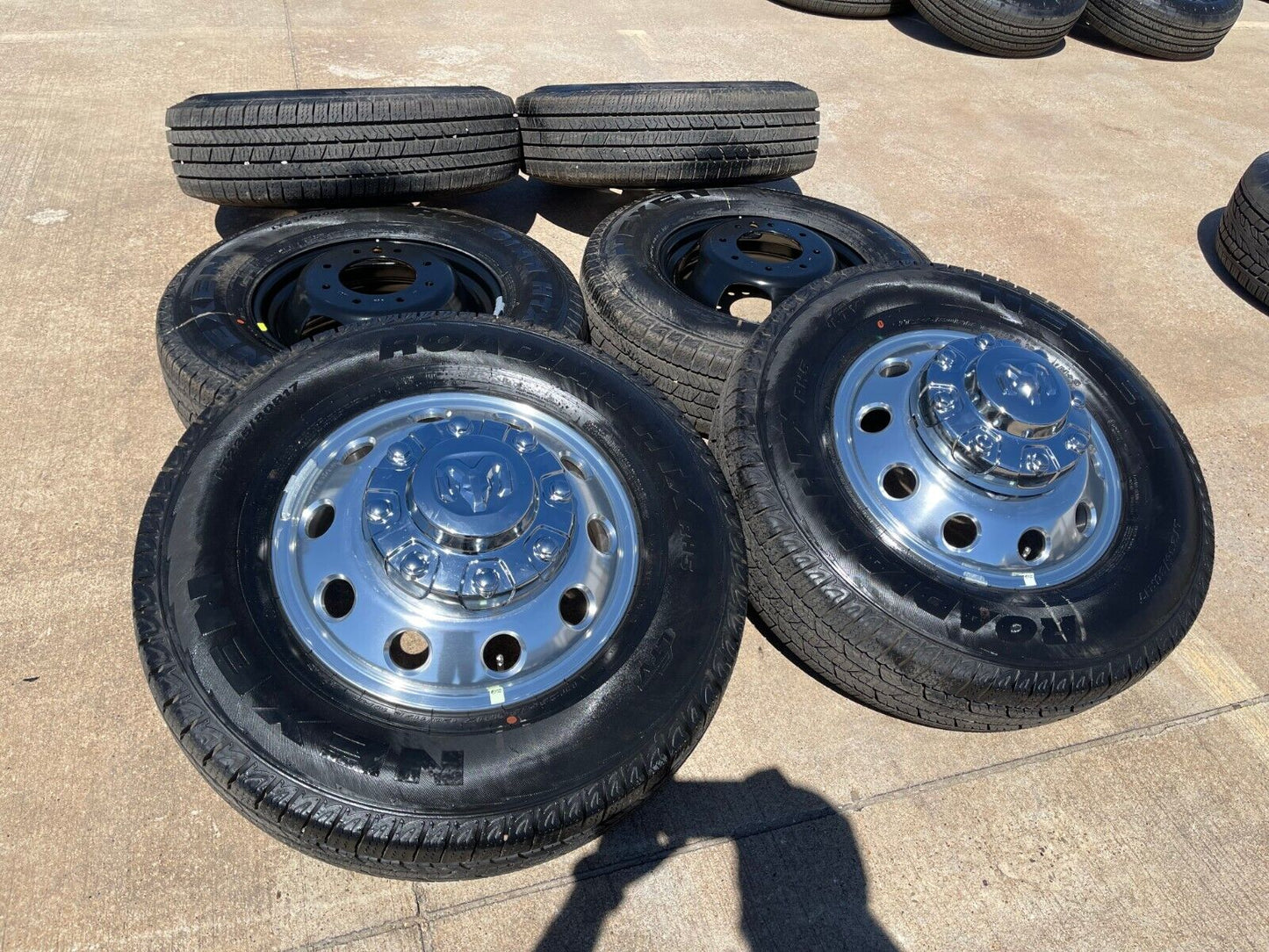 17" Dodge Ram 3500 Dually Laramie 8x200 wheels rims 2701 2702 OEM 2024 2025 NEW
