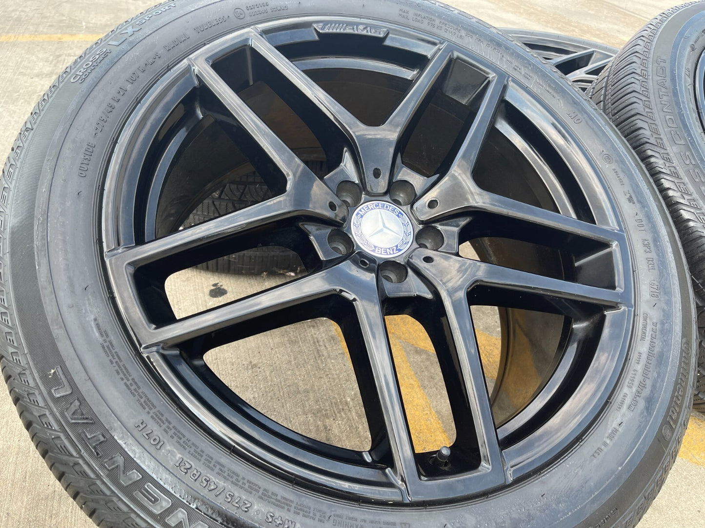 21" Mercedes GLE AMG OEM black wheels rims 85491 85490 tires