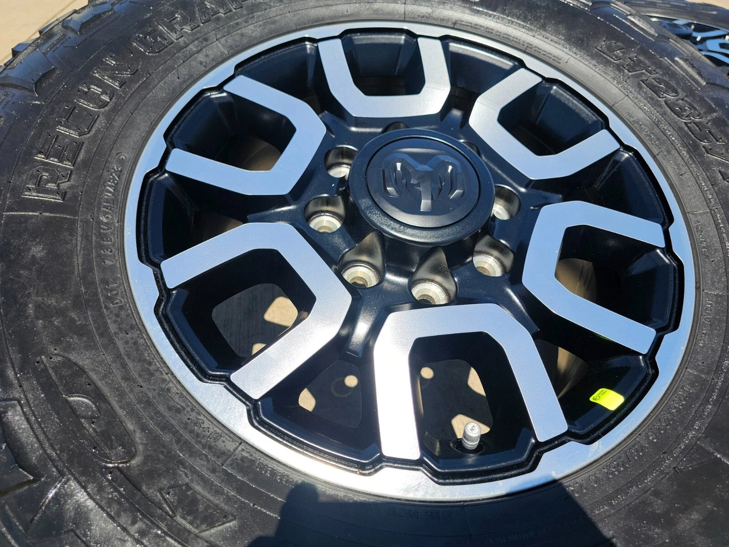 18" Ram 2500 3500 LARAMIE OEM wheels rims 2694 tires 35" NITTO