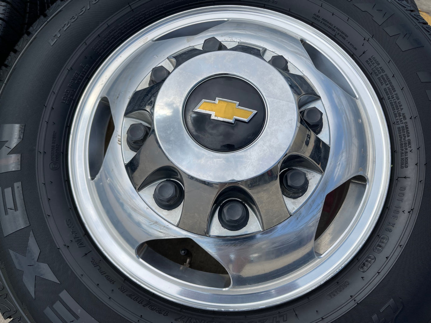17" Chevy Silverado GMC Sierra 3500 Dually rims wheels OEM 5519 5520 8094