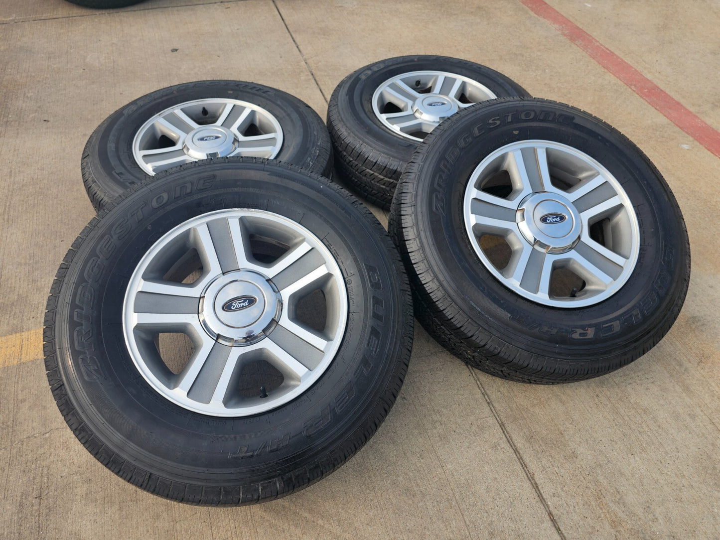 17" Ford F-150 Expedition OEM 3554 rims wheels tires BRIDGESTONE