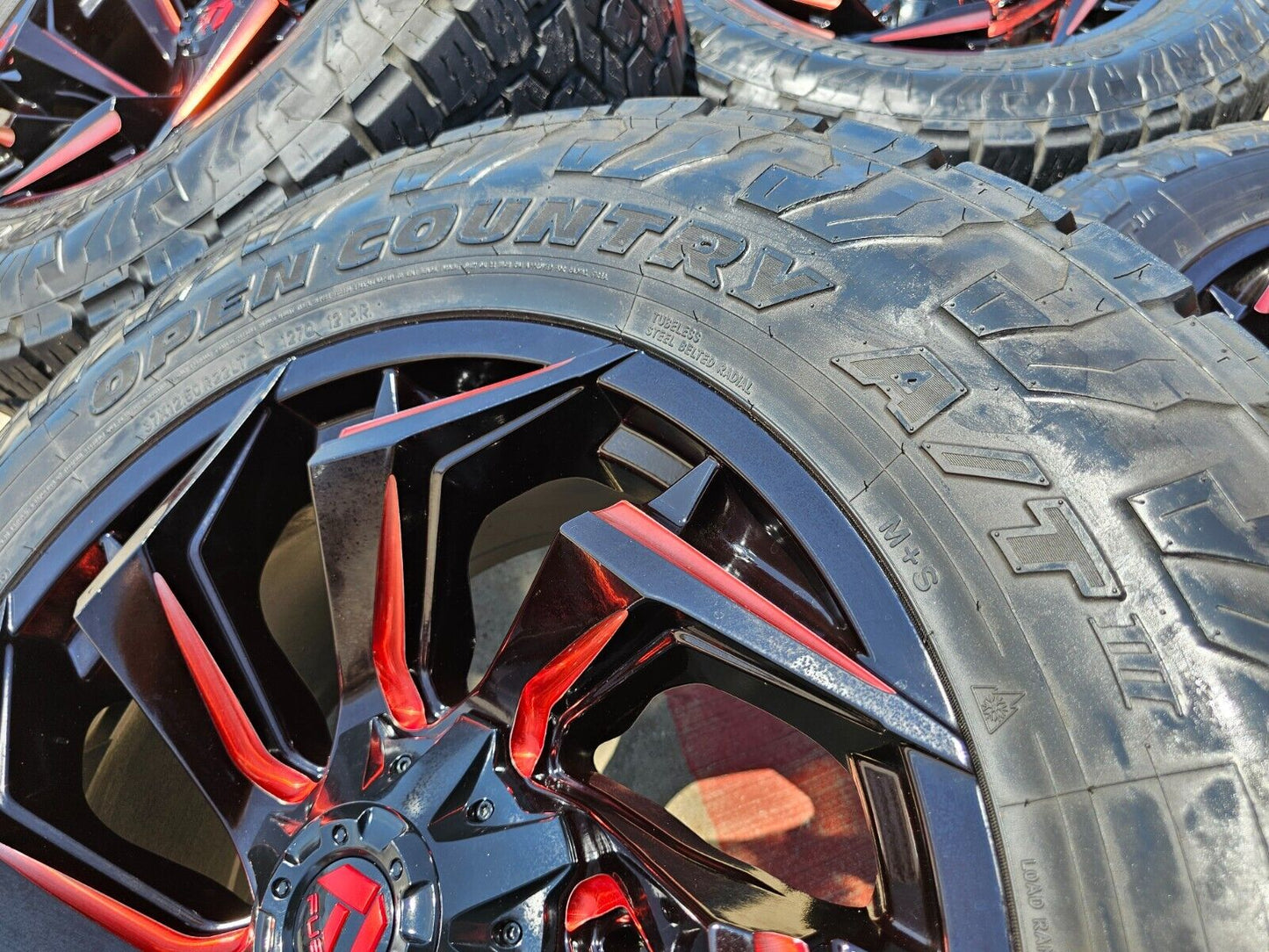 22x10 FUEL D775 Reaction Chevy Dodge Ram 2500 3500 wheels rims 37" 8x165 8x6.5