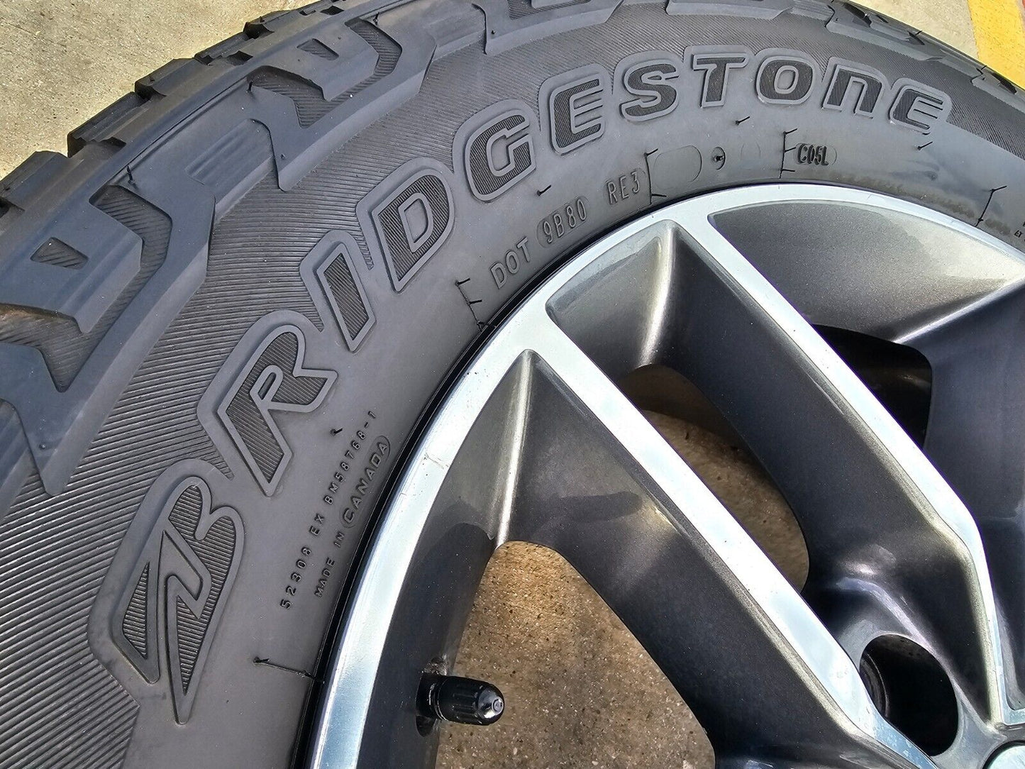 18" Jeep Grand Cherokee Durango OEM 9164 LIMITED wheels rims tires