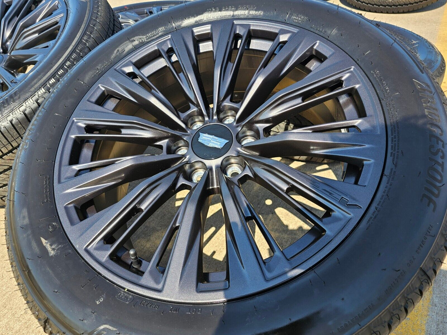 22" Cadillac Escalade V V600 Platinum OEM ORIGINAL wheels rims 2024 2025 NEW