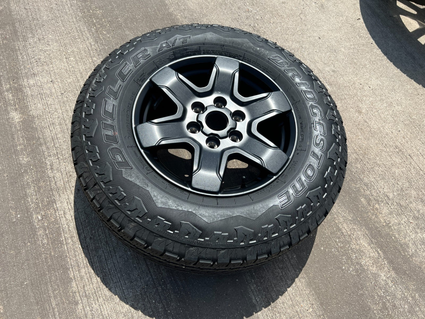 17" Ford Bronco wheel rim 95292 10383 SASQUATCH Ranger 2021 2022 2023 2024 NEW