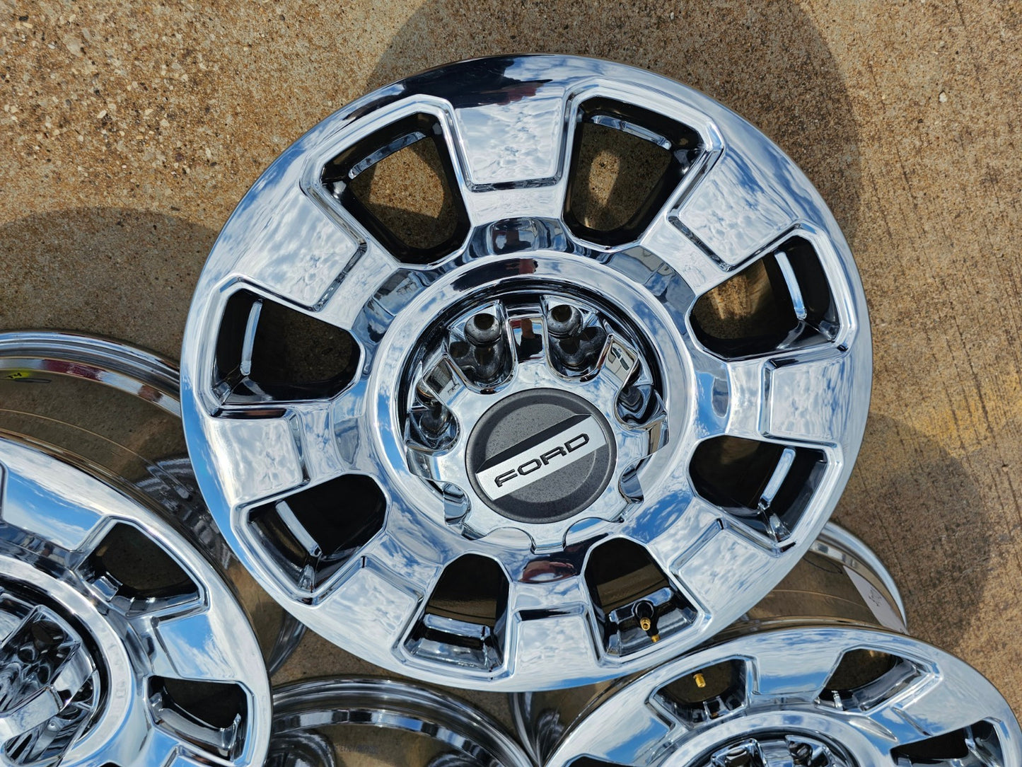 20" Ford F-250 F-350 OEM Lariat 10295 25085 10552 wheels rims 2024 2025 2026