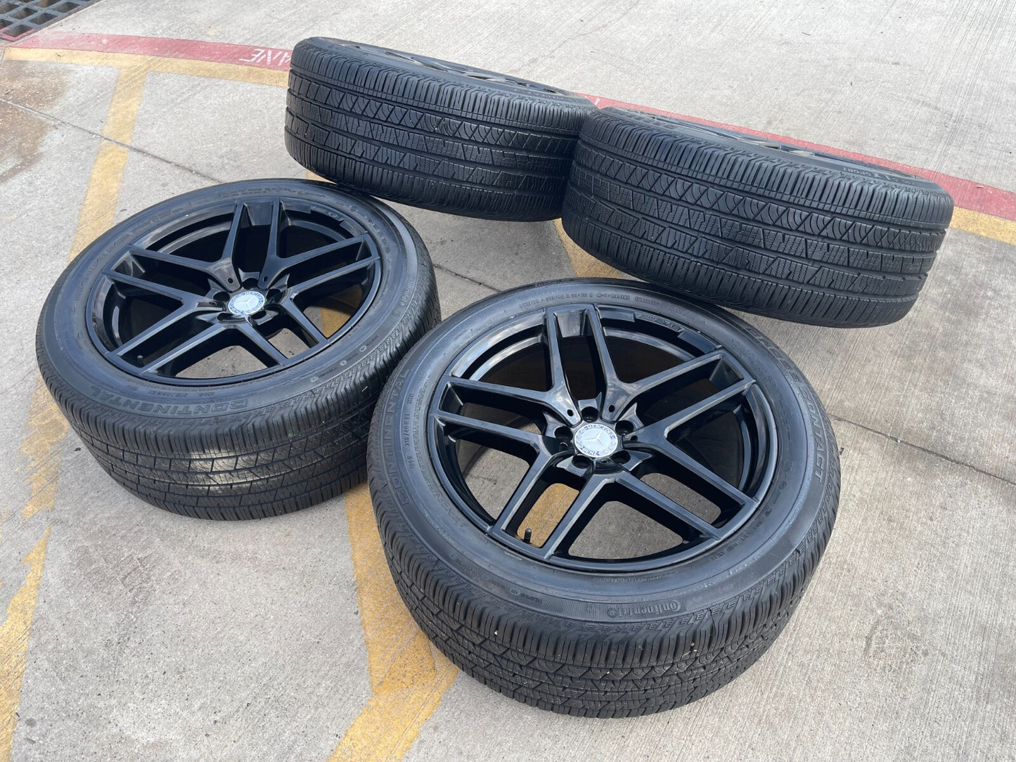21" Mercedes GLE AMG OEM black wheels rims 85491 85490 tires