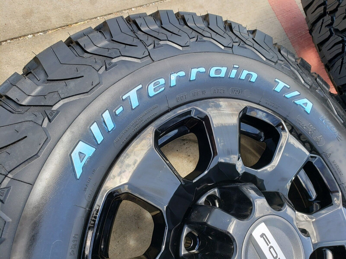 18" Ford F-250 F-350 TREMOR OEM wheels black 10481 tires BFG 2024 2025 NEW