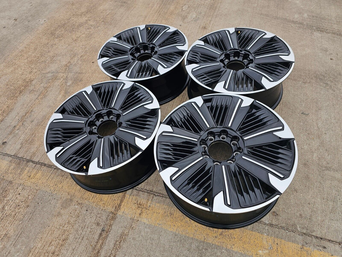 24" Cadillac Escalade IQ EV OEM 8x165 wheels rims Hummer 2500 2023 2024 2025